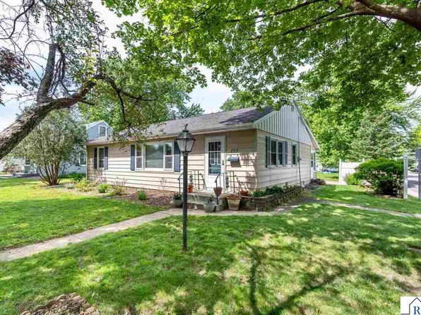 202 Ellis Ave, Mankato, MN 56001