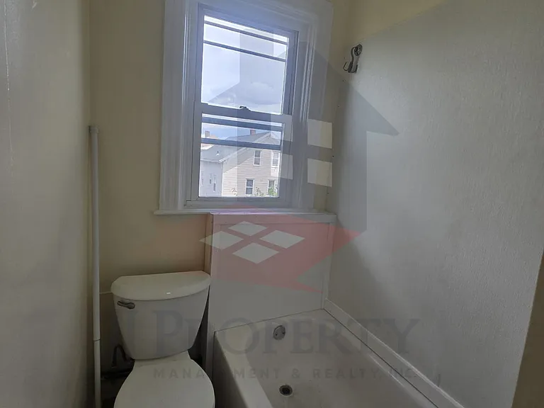 129 Magill St — Photo 19