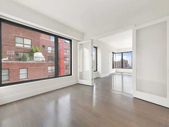 3rd image of 301 E 50th St APT 14B