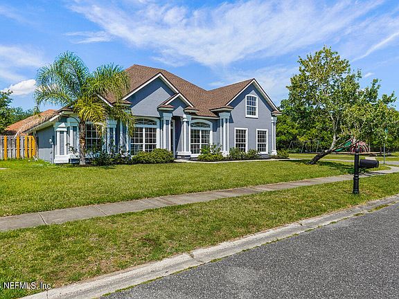 3rd image of 12643 SHIRLEY OAKS Drive