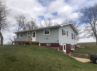 5094 N Alburnett Rd, Central City, IA 52214