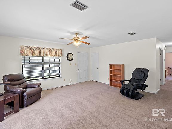 5th image of 20540 Lacey Rd