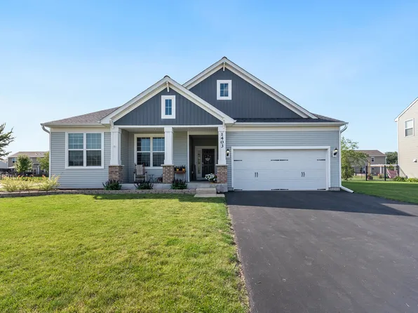 1403 Ruby Dr, Yorkville, IL 60560
