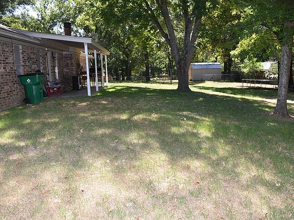 4th image of 129 Longhorn Dr