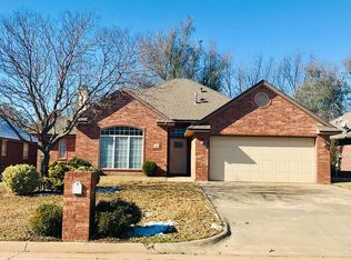 414 Oakdale Dr, Enid, OK 73703