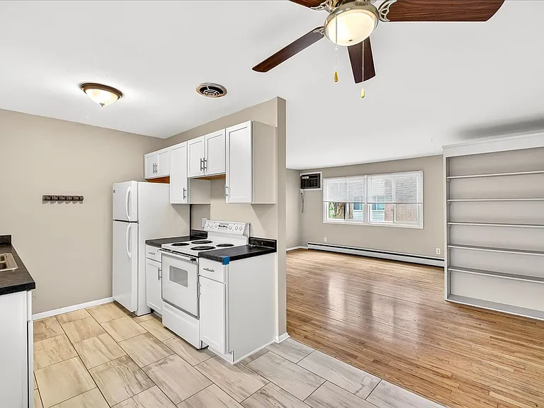 5726 Russett Rd — Photo 11