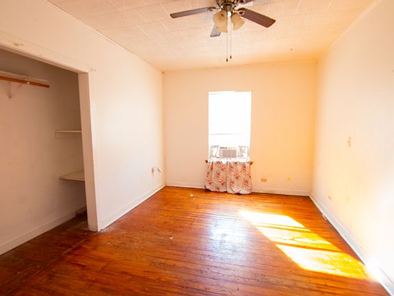 5th image of 108 N Gordon Dr #D