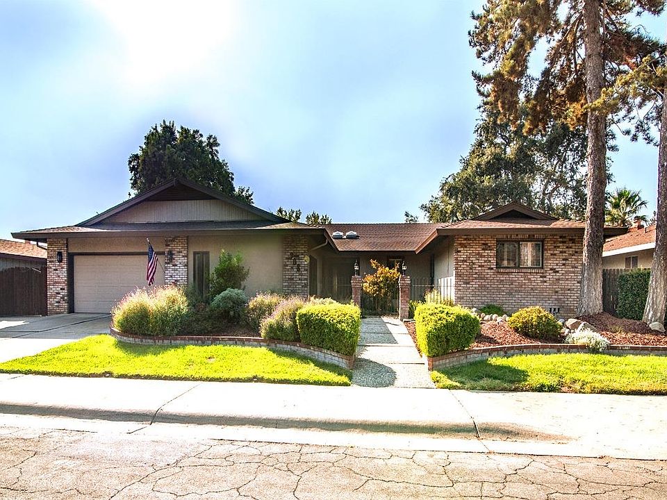 1st image of 908 Greenwood Dr