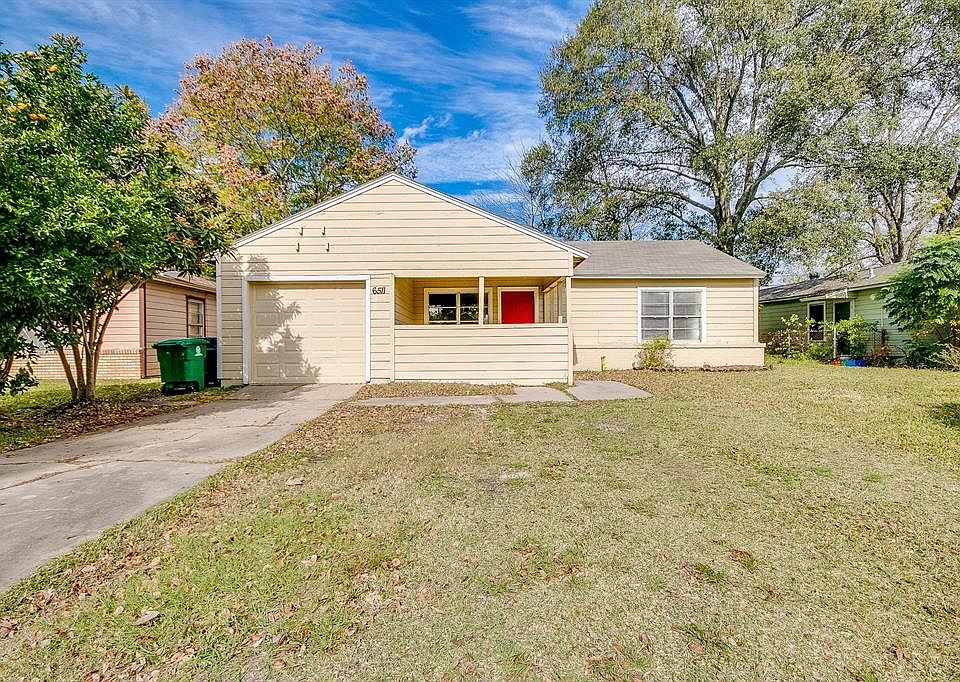 1st image of 6511 Flamingo Dr