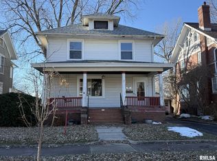 682 Willard St, Galesburg, IL 61401