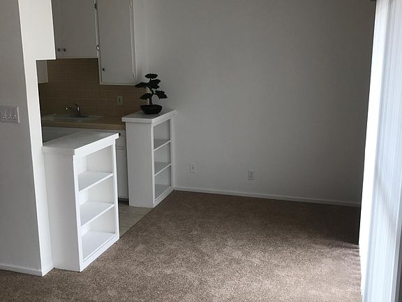 5th image of 12545 Pacific Ave #7