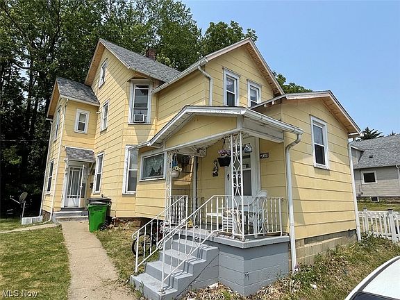3rd image of 703-705 W Market St