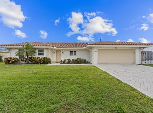 1205 Dolphin Rd, Riviera Beach, FL 33404
