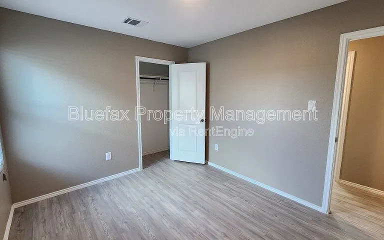 13869 Llama Pl — Photo 16