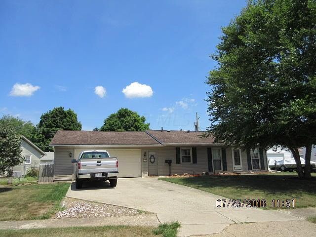 1st image of 590 Edgewood Dr