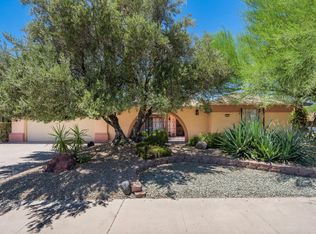 10504 W Kingswood Cir, Sun City, AZ 85351