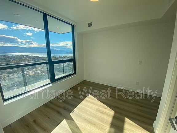 4th image of 1488 Bertram St #2303