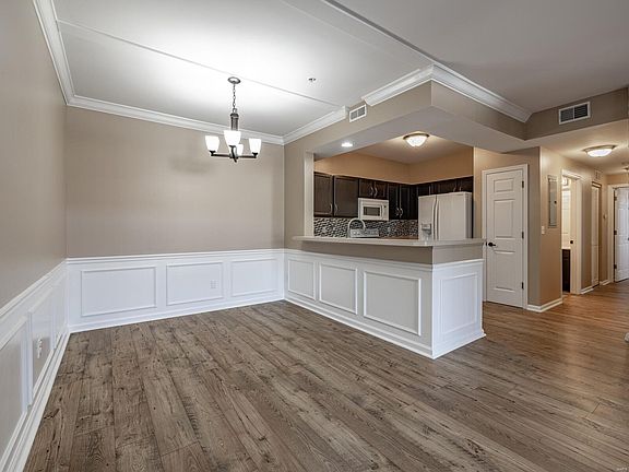 5th image of 1251 Gardens Circle Dr #1A