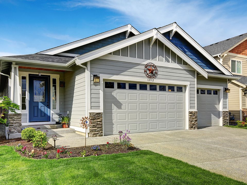 3 car garage