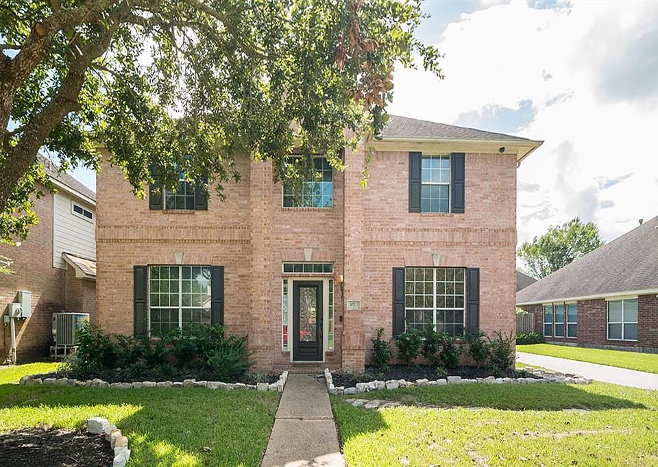 1st image of 4513 Avery Hollow Ct