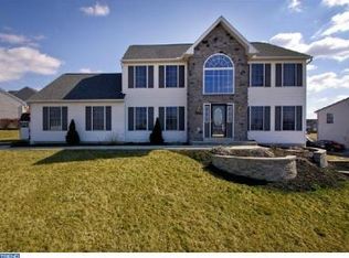 17 Hickory Ln, Bernville, PA 19506