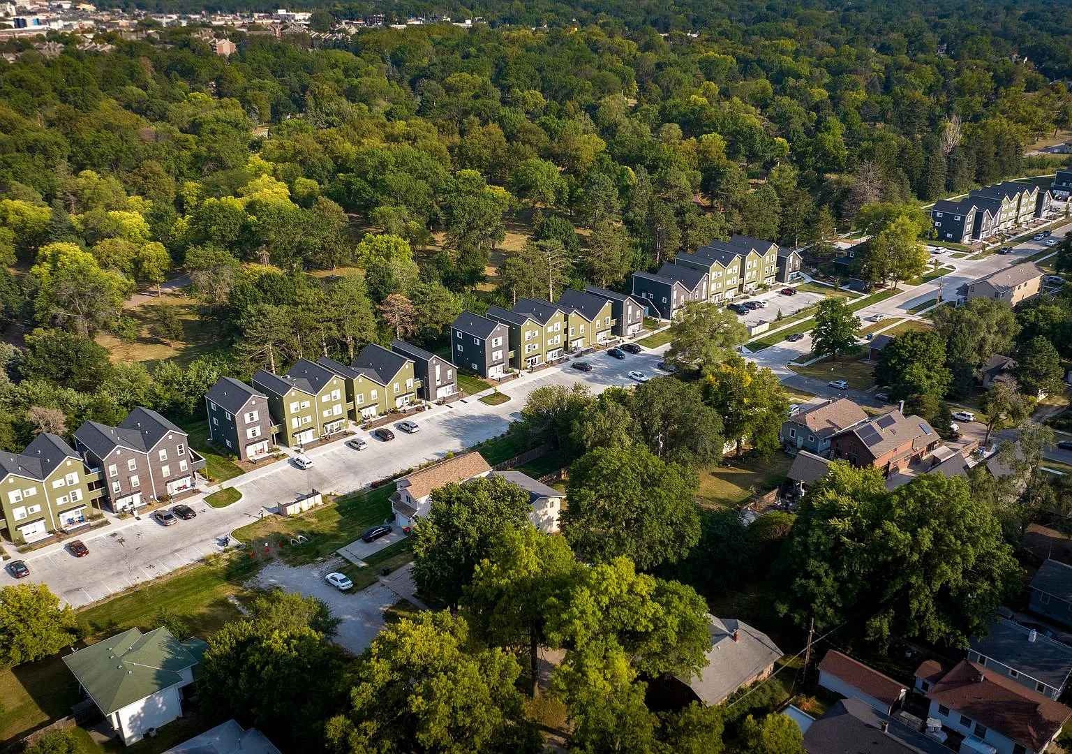 Gatehouse Rows Apartments — Photo 1