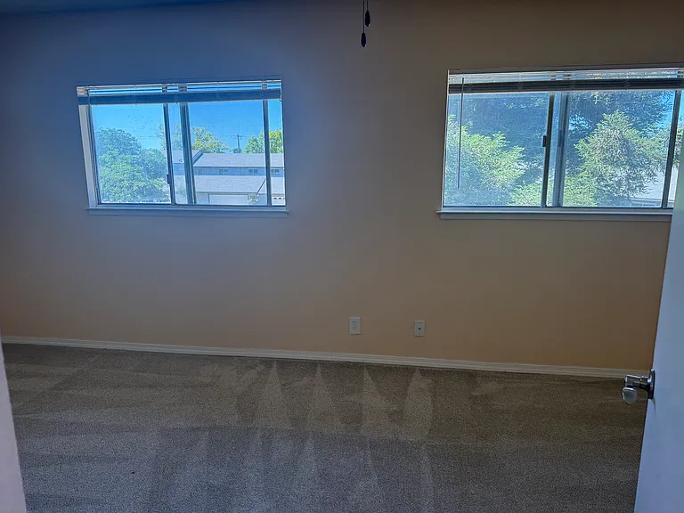 125 Amberidge Dr — Photo 15