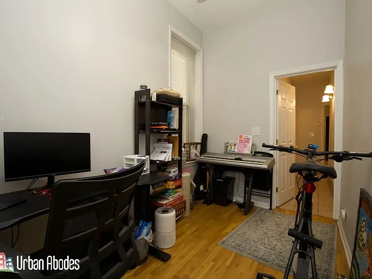 1252 N Greenview Ave #1F — Photo 16