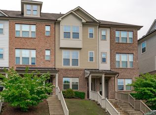 1391 Town Home Dr, Apex, NC 27502