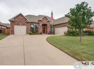 1139 Hickory Park Ln, Forney, TX 75126