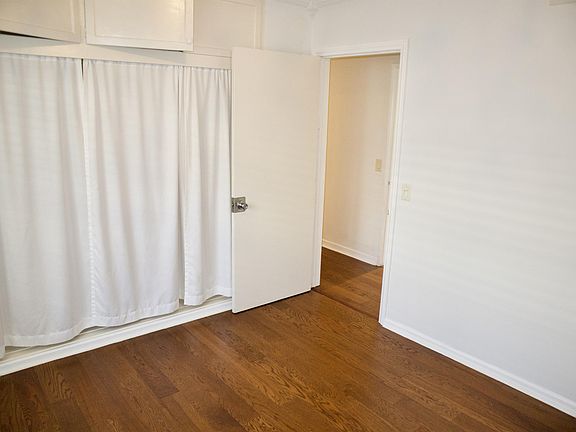 2nd image of 2700 W 111th St