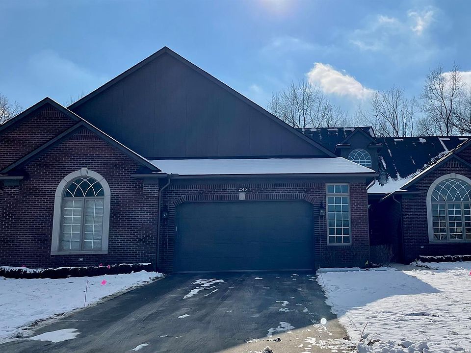 1st image of 2628 Barberry Dr