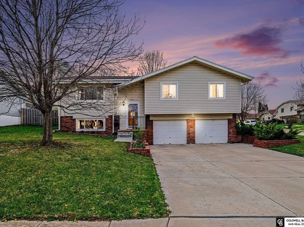 13202 S 33rd St, Bellevue, NE 68123