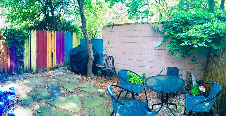 Rented by Level Group | media 2