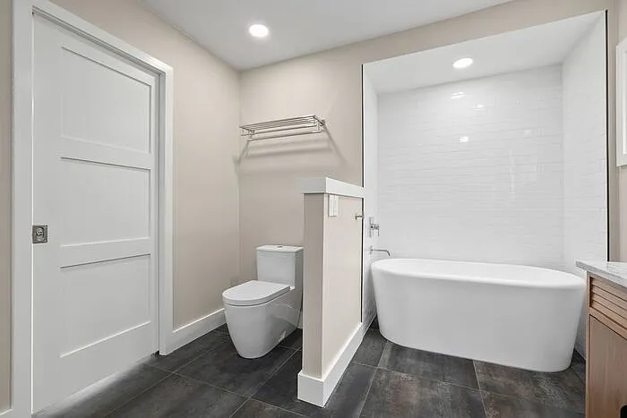 3447 41st Ave SW — Photo 27