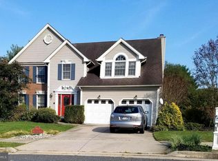 9527 Hallhurst Rd, Nottingham, MD 21236