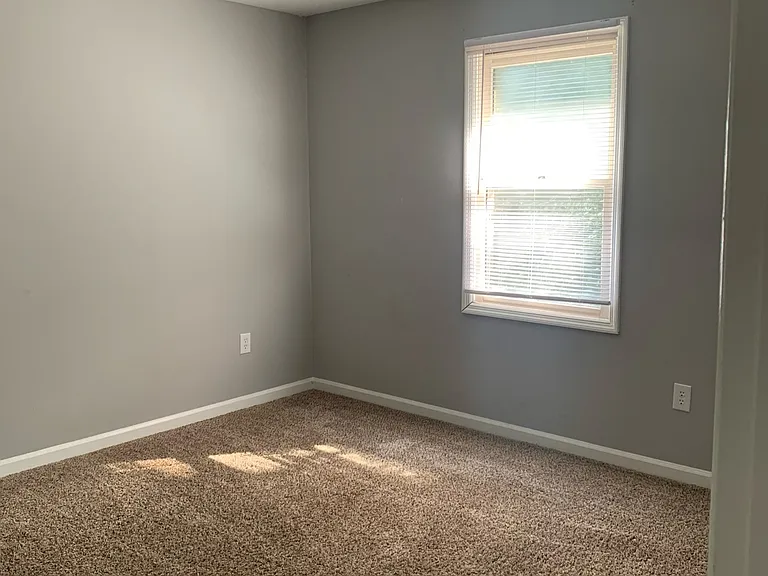 413 Jason Dr #4 — Photo 6