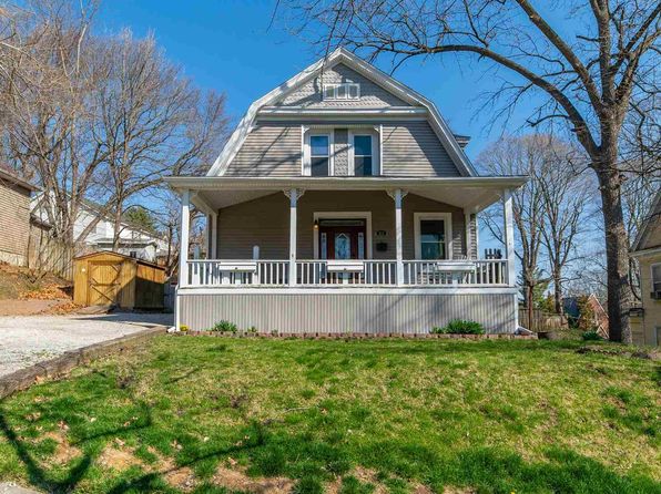 Petersburg Real Estate Petersburg Il Homes For Sale Zillow