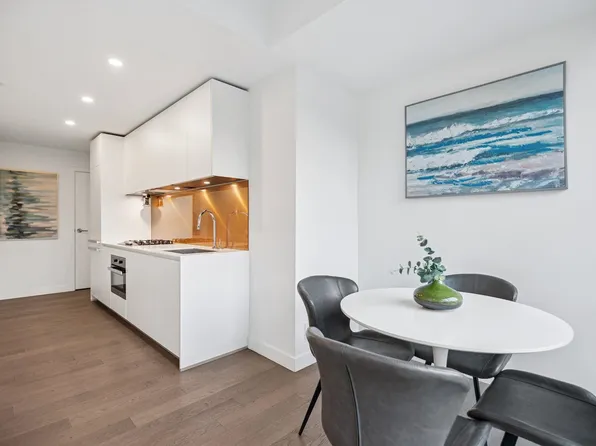 1480 Howe St #808, Vancouver, BC V6Z 0G5