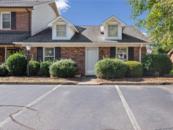 130 Chrisfield Cir, Winston Salem, NC 27104