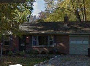 640 Mulberry St, Zionsville, IN 46077