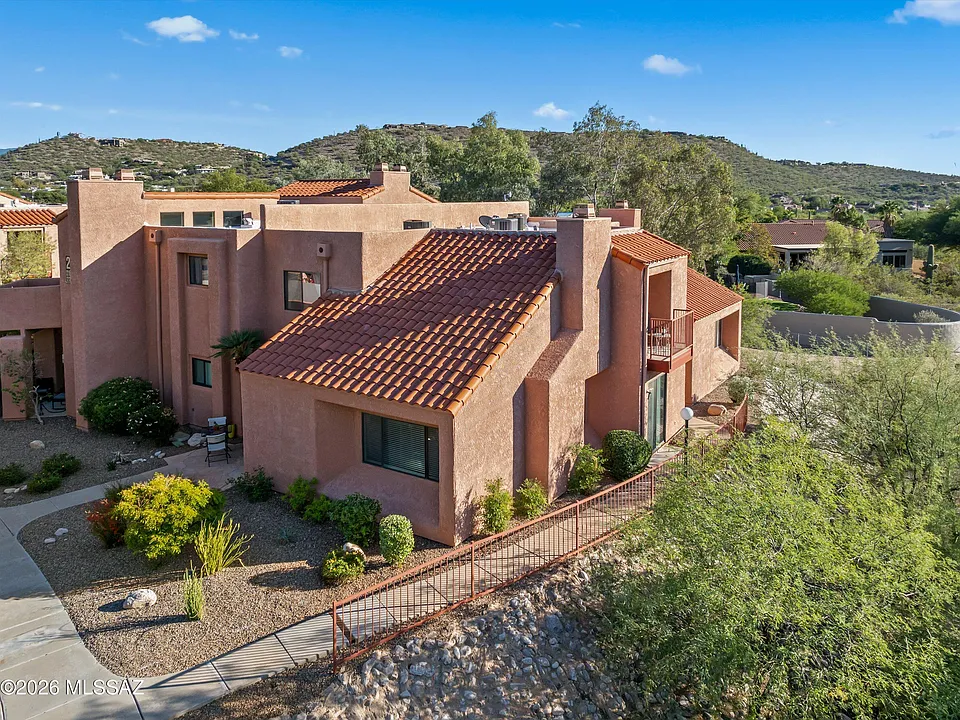 5051 N Sabino Canyon Rd #1213