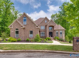 2 Sylvias Way SE, Huntsville, AL 35803