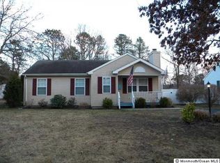 109 Reel Ave, Manahawkin, NJ 08050