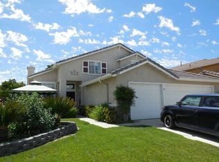 2883 Cambridge Ave, Hemet, CA 92545