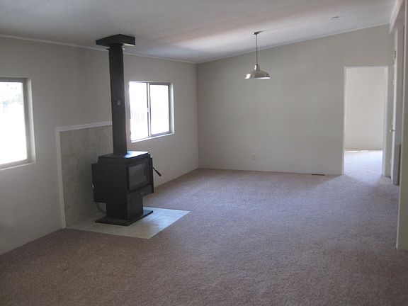 4th image of 350 Pleasant Valley #13