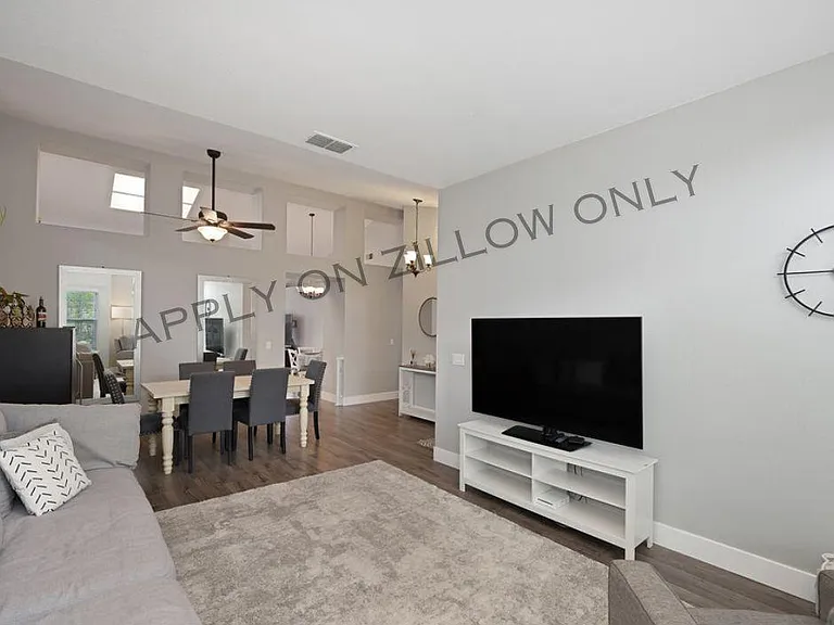 3319 Chapelle Dr — Photo 7