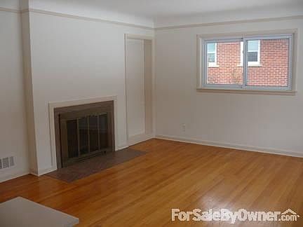 4th image of 1478 Woodland Dr