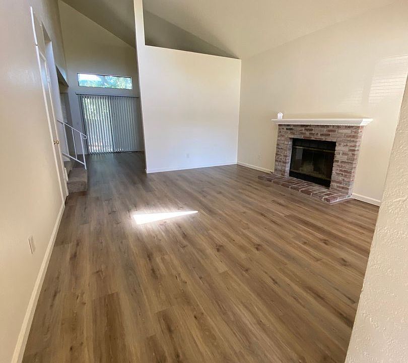 1st image of 624 Oman Springs Cir