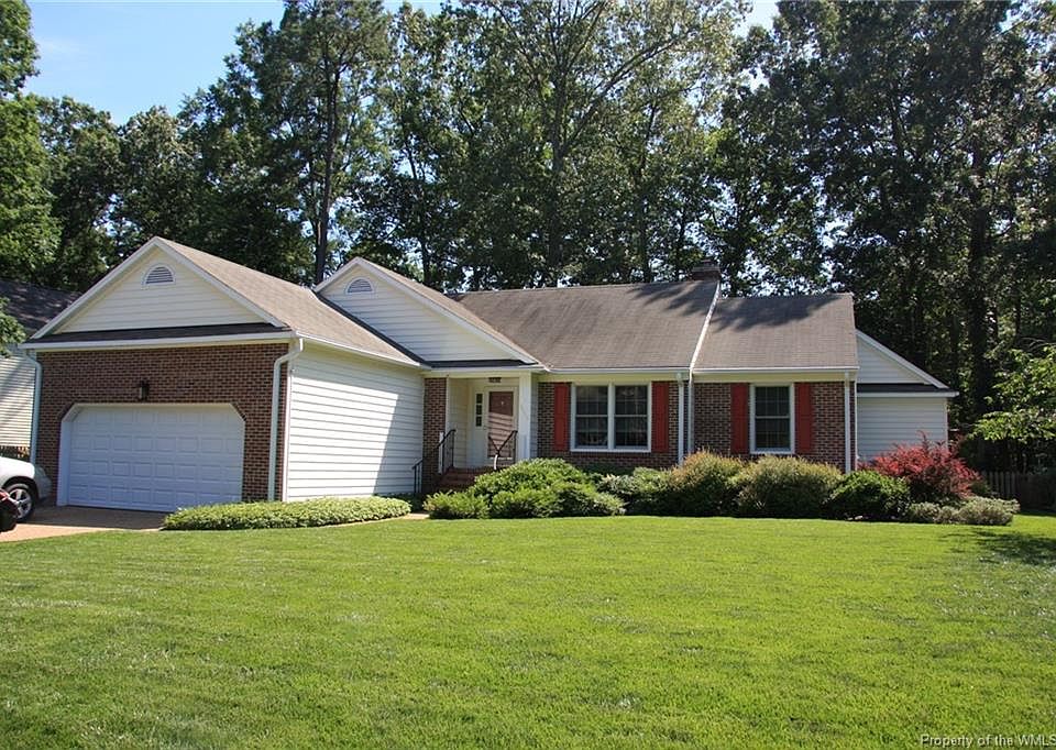 1st image of 3012 E Tiverton